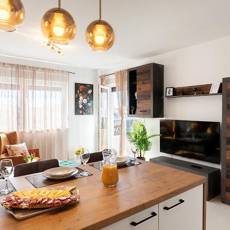 Sunny Island Apartment Trogir Extérieur photo