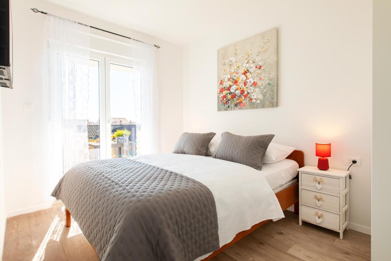Sunny Island Apartment Trogir Extérieur photo