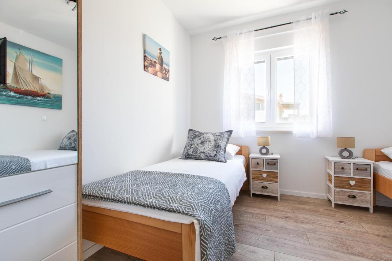 Sunny Island Apartment Trogir Extérieur photo